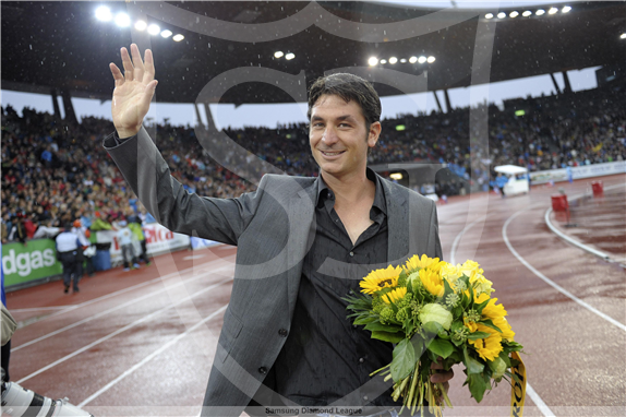 Steve wird an der Leichtathletik-Veranstaltung Weltklasse Zürich frenetisch umjubelt.