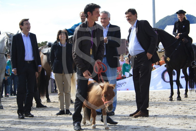 Steve en compagnie d'un petit poney