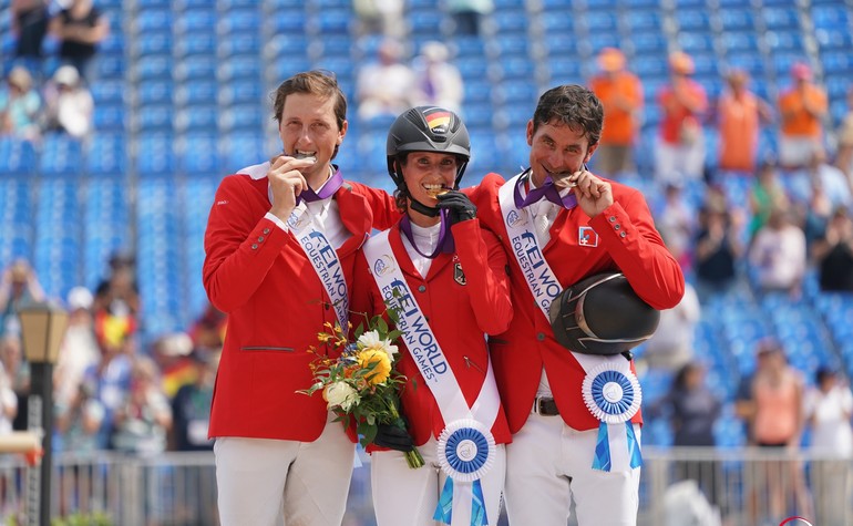 Weltreiterspiele in Tryon: Simone Blum und gleich zwei Schweizer auf dem Podium -  das ist historisch!
