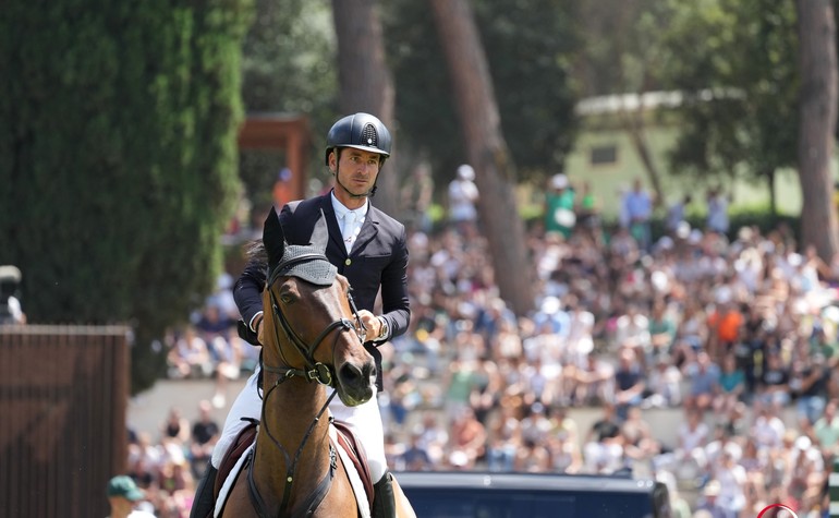 Steve on his way to the CSI4* in Milano (ITA)
