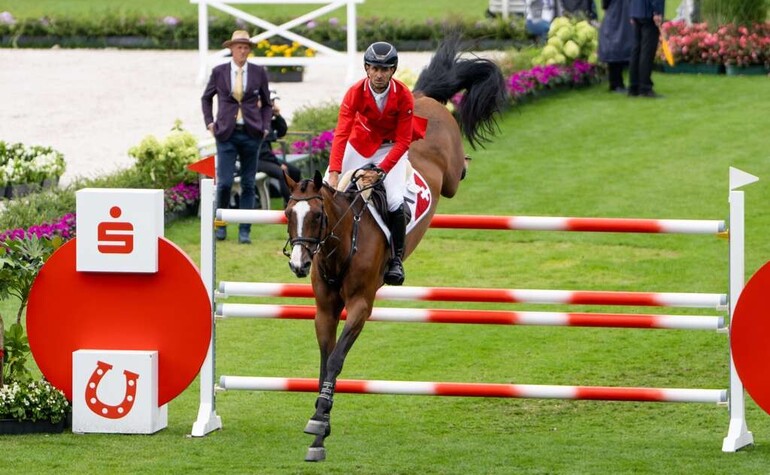 Copyright (C) Sportfot - Steve Guerdat & Dynamix de Belheme