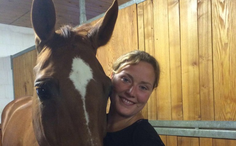 Emma Uusi-Simola la groom de concours qui voyage à travers le monde