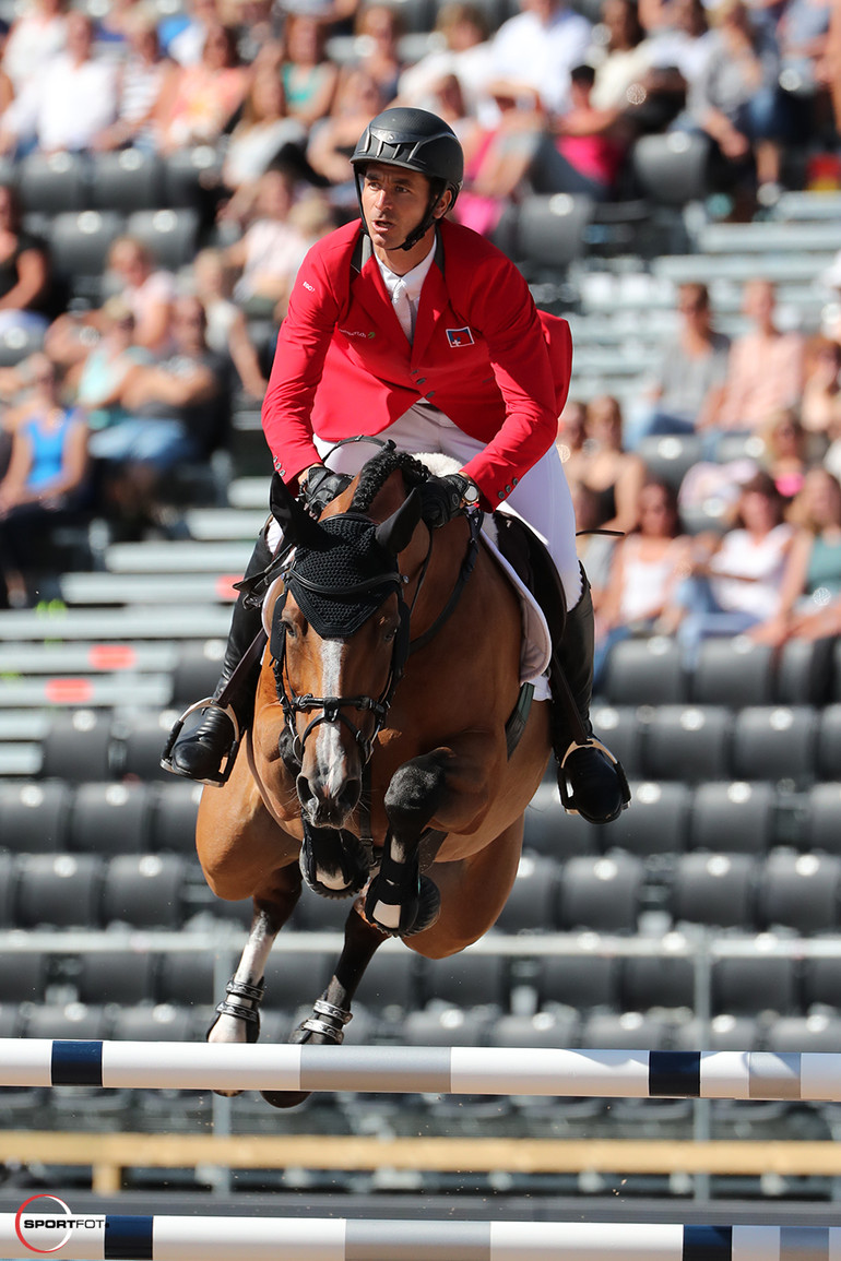 Steve & Bianca - Copyright (C) Sportfot.com