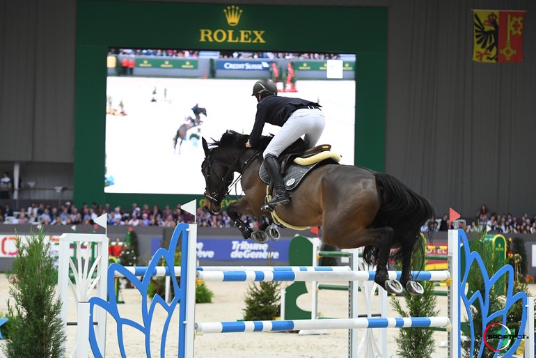 Dans le GP ROLEX Steve et Venard de Cerisy ont été privés de barrage pour une petite faute sur le dernier obstacle. Rageant 