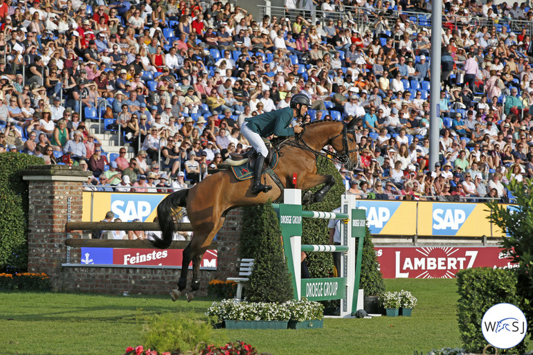 Albführen’s Maddox, 4ème dans la finale des jeunes chevaux ! (C) worldofshowjumping.com