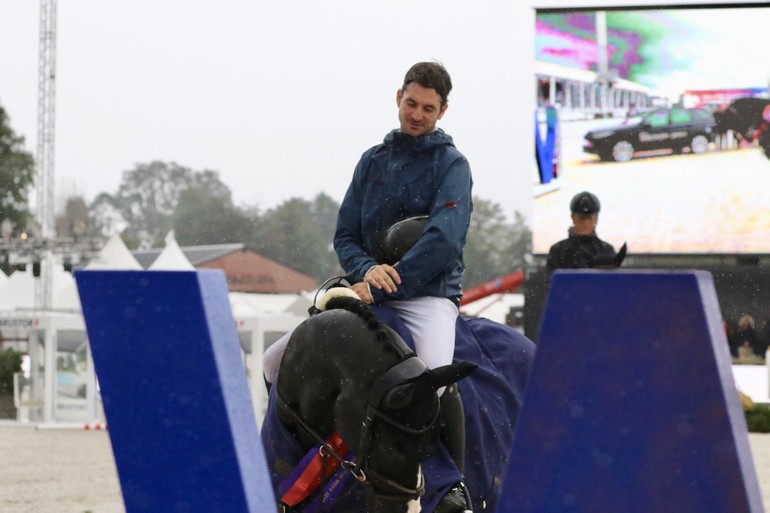 Steve et Alamo gagnentle GP de Waregem - Copyright (C) Equnews