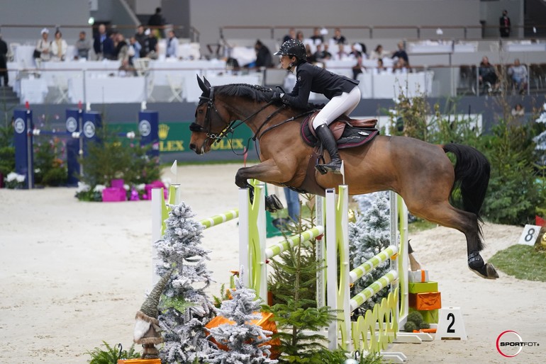 D'excellentes performances de Fanny qui foulait la piste de Palexpo pour la première fois. (C) Sportfot