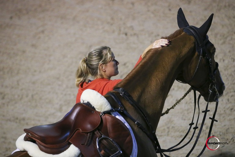 Victorio des Frotards et sa groom Emma (C) Sportfot