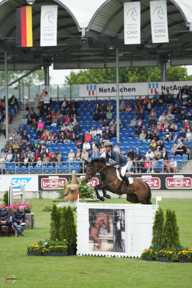 friday csi5 1m60; 190, Lancelotta, Steve Guerdat; Sportfot