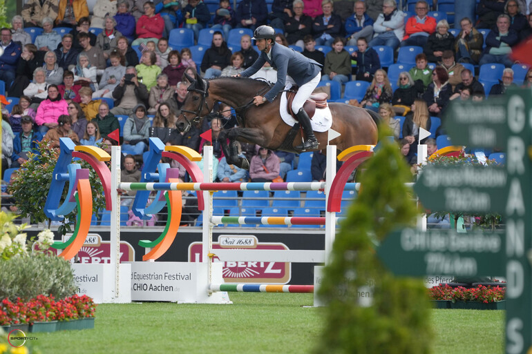 CHIO Aachen_Lancelotta & Steve Guerdat; (C) Sportfot