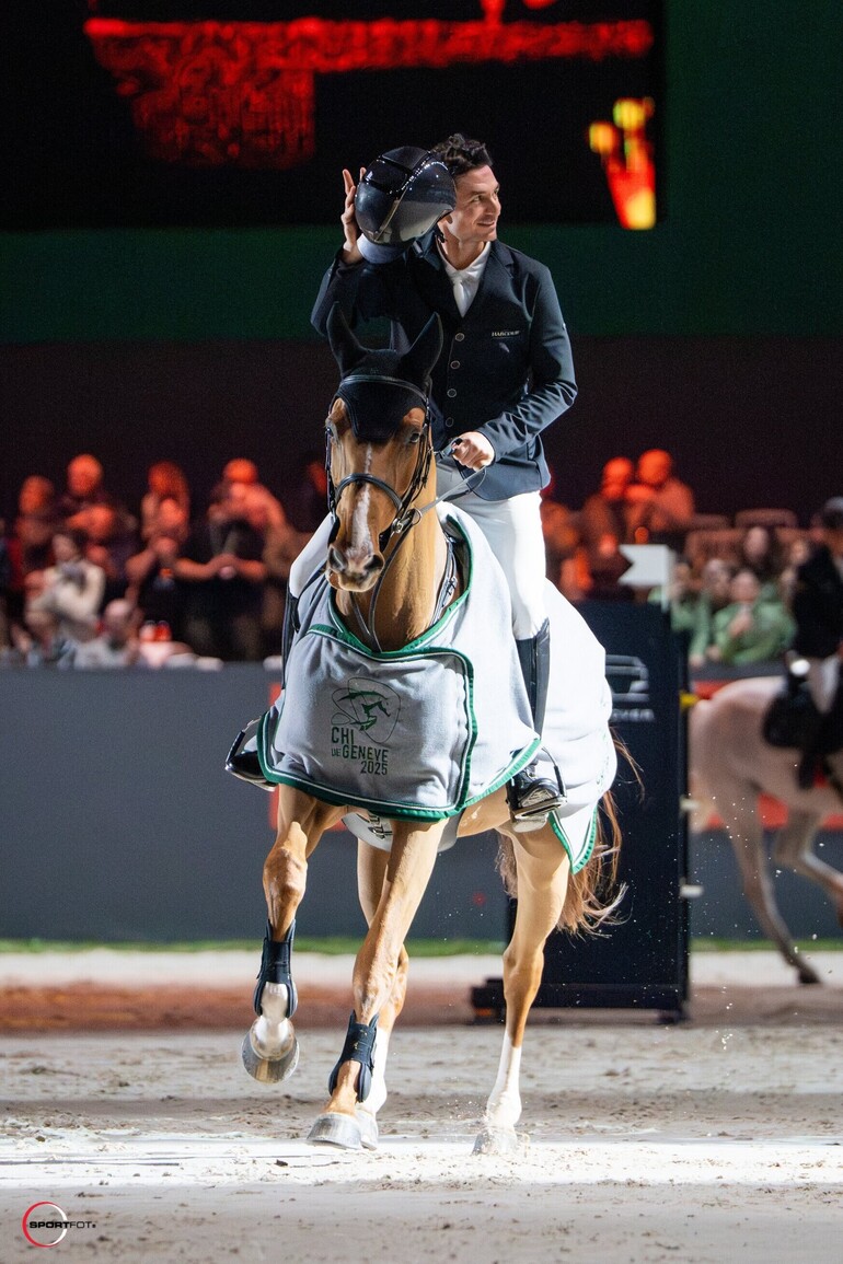 Fantastique et spectaculaire victoire dans la Coupe de Genève avec Albführen's Iashin Sitte Iashin Sitte (Sportfot)