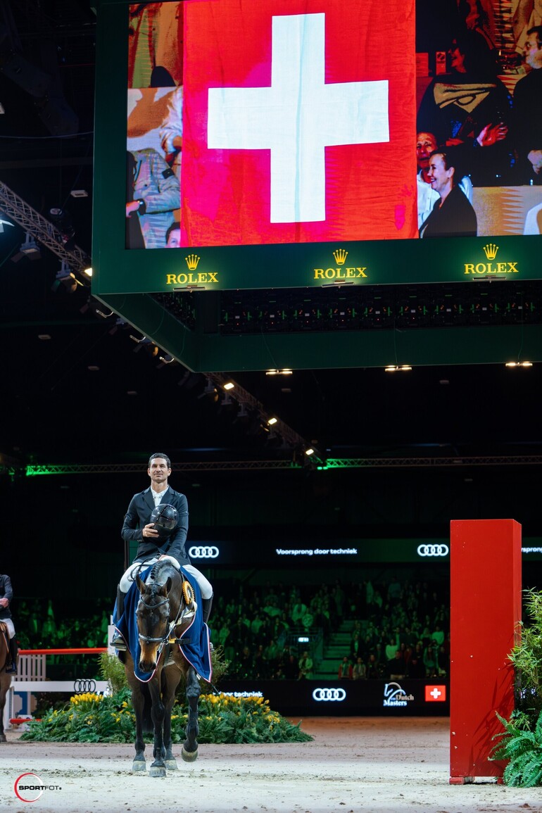 Steve s'est imposé samedi soir à S'Hertogenbosch avec Lancelotta  (C) Sportfot