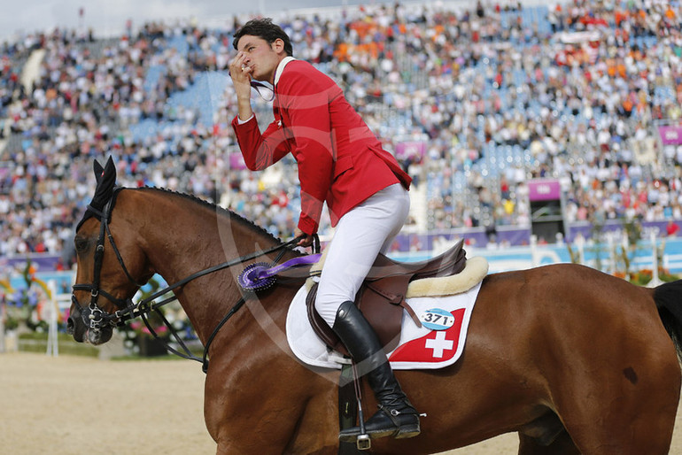 Le 8 août 2012, Nino devient Champion Olympique aux JO de Londres 2012 avec Nino des Buissonnets.