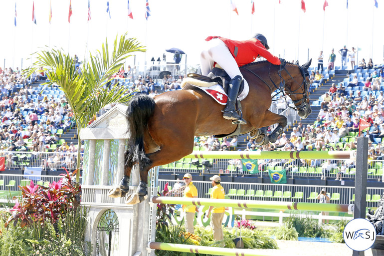 Steve & Nino in the first of three qualifying events- Copyright (C) www.worldofshowjumping.com