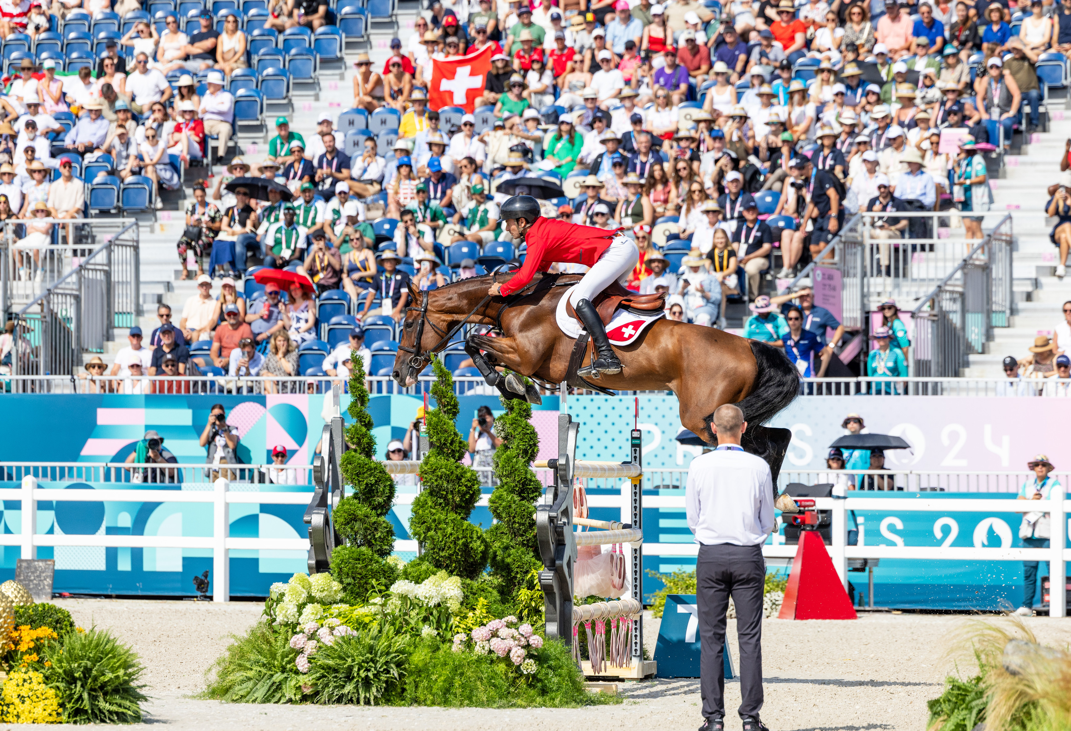 Jumping at the Paris Olympics: not a day to celebrate for the Swiss ...