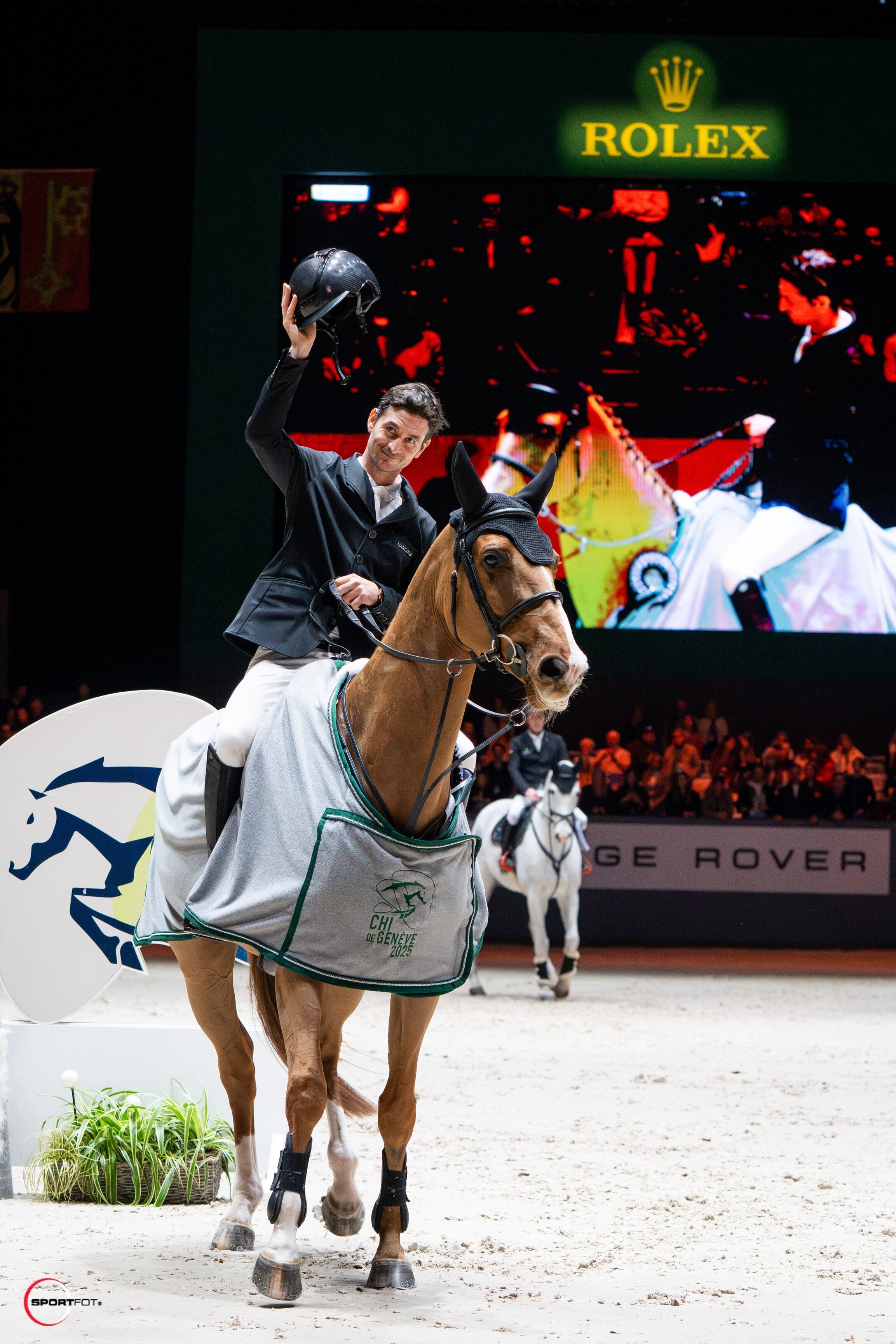Comeback Victory for Steve at CHI Geneva - Steve Guerdat, swiss rider ...